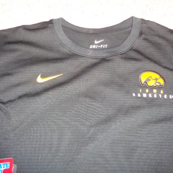NWT Nike Dri-fit Iowa Hawkeye Long Sleeve Pullovers - GO HAWKEYES !!! - Picture 2 of 6